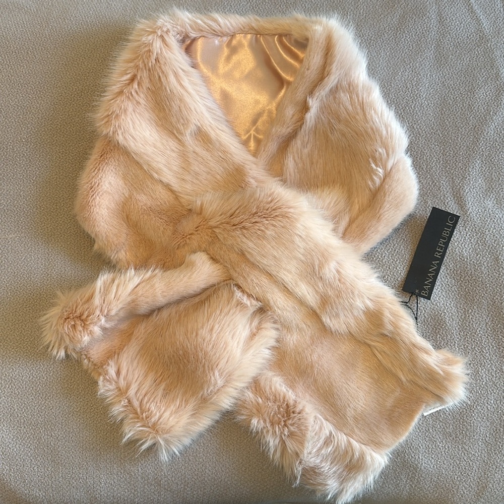 Banana Republic | Faux Fur Shawl Wrap Scarf